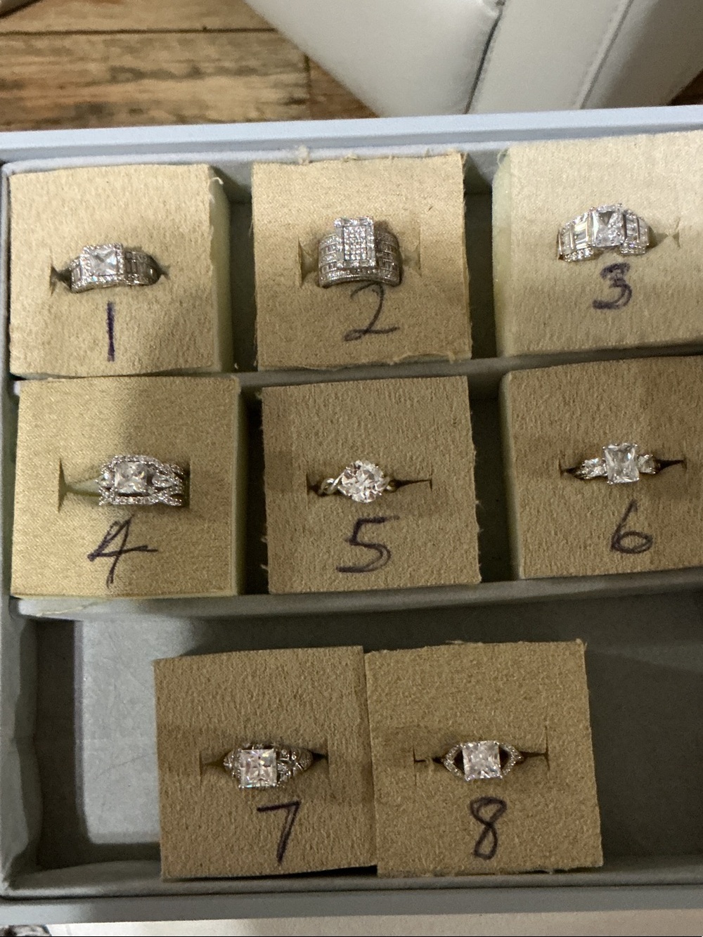 Ladies tray of 8, ss/rhodium rings, JTV finds, all sz 5, all$32